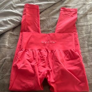 Nvgtn coral pink seamless leggings size small